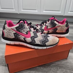 Nike Free TR FIT 3 PRT Size 10 Womens